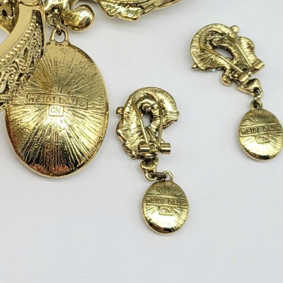 Heidi Daus Zebra Love Swarovski Crystal and Enamel Zebra Necklace + Earring Set - Picture 9 of 9